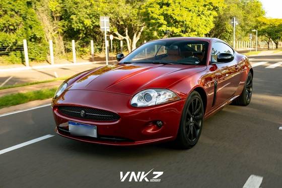 JAGUAR XK 4.2 COUPÉ V8 32V GASOLINA 2P AUTOMÁTICO
